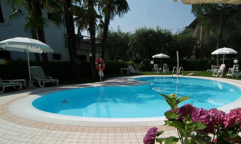 Residence Alba Colombare Di Sirmione Kültér fotó