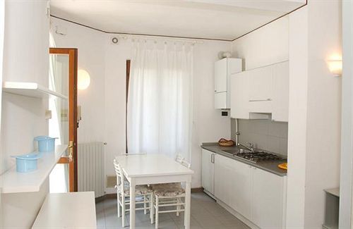 Residence Alba Colombare Di Sirmione Kültér fotó